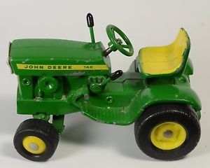 Vintage John Deere Lawn and Garden Tractor Great Shape Ertl