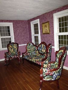 Antique Victorian Queen Anne Style Living Room Furniture Set