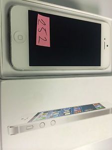 Apple iPhone 5 16GB White Silver Verizon Smartphone Factory Unlocked 885909600090