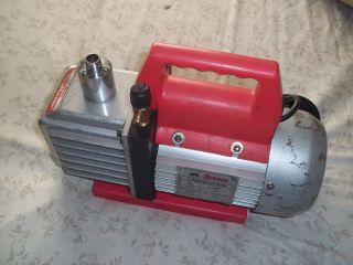 Robinair SPx Vacumaster 2 Stage Vacuum Pump 1 3 HP Motor 3 CFM Model 15500