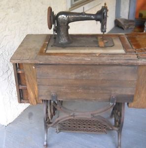 Antique Singer Treadle Sewing Machine Damaged