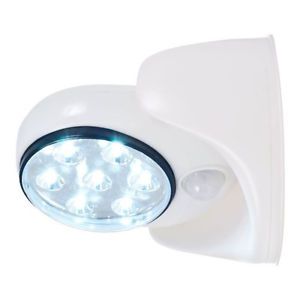 New White Indoor Outdoor Motion Sensor Cordless Light 7 LEDs Security Light