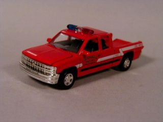 Hot 99 Chevy Silverado Fire Dept Pickup Truck Le 1 64 Scale