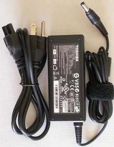 Genuine Toshiba Satellite M55 S141 Laptop Power Supply AC Adapter Cord Charger