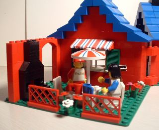 Vintage Custom Lego Set 1980's 560 Town House w Figs Car More