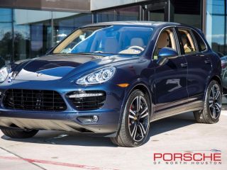 New 2014 Porsche Cayenne Turbo s Bose PDK Nav Panorama PDLS LCA Dark Blue Met