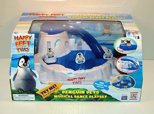 Penguin Pets Musical Dance Playset for 1" PVC Figures Thinkway Toys Happy Feet 2