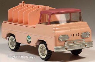 Vintage Nylint Ford No 6200 Pink Kennels Dog Truck