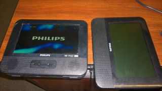 Used Philips PD7012 37 7" LCD Dual 2 Screens Portable Car Home  DVD Player 609585189812