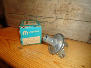 1960 1968 Mopar Dual Point Distributor Vacuum Advance 2084868 Hemi CH 713
