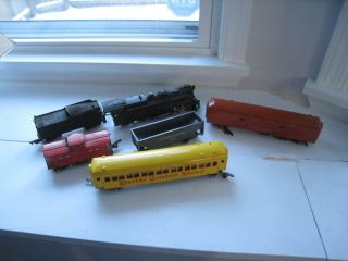 Vtg Lot of American Flyer Train Set Cars Engine New Haven 718 Circus