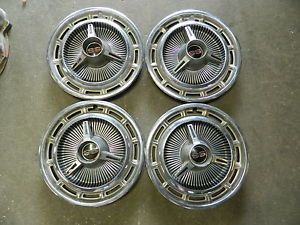 1965 1966 1967 Chevrolet Impala SS Hubcaps 14" 65 Chevy