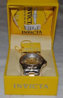 Invicta Men's 15285 "Pro Diver" Silver Dial Two Tone Stainless Steel Watch