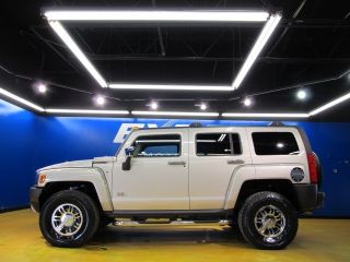 Hummer H3 Leather Seats