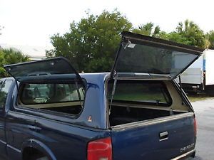 94 03 Topper camper Bed Cover 6 ft Foot Short Bed Chevy S10 Truck GMC Sonoma