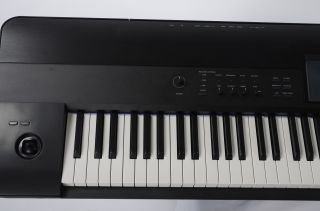 Korg Krome 88 Key Music Workstation Keyboard Synthesizer