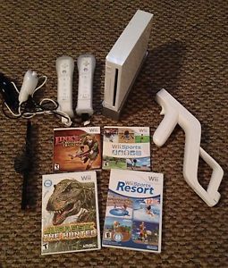 Nintendo Wii White Console with Games and Controllers