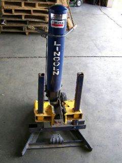 Lincoln 1 1 2 Ton Front Air End Lift Jack MDL 93689