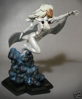 Marvel Universe Storm in White Costume Bowen Statue