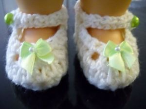 Baby Clothes Shoes Handmade Crochet Size 0 3 Months Ivory Bow Color Lime