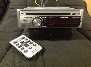 Pioneer CD  WMA Player with FM Am Tuner with Remote Car Stereo Nice Used