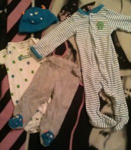 Carters Newborn Baby 4 Piece Monster Set Aunt Onesie Sleeper Blue Hat