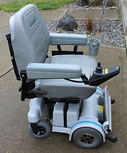 Hoveround MPV5 Power Chair Wheelchair Mobility Chair w Charger Under 10 Hrs Use