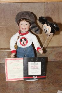 Ashton Drake Galleries Walt Disney World Boy Collectible Doll 76032