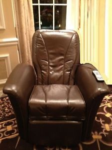 Luxury Massage Chair Strong Deep Tissue Recliner Shiatsu Lounge Brand New
