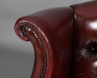 Vintage Antique Style Queen Anne Leather Wing Back Arm Chair Red Buttoned