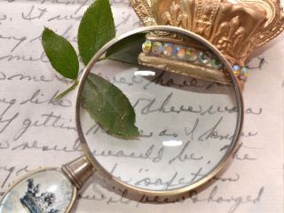 Shabby Cottage Chic French Style Ornate Crown Magnifying Glass Office Decor Home