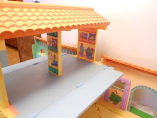 Dora The Explorer Talking Playhouse Dollhouse with 40 Accessories