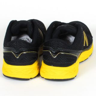 Boys New Balance KJ750BFY Running Shoes Black Yellow Size 2M New in Box