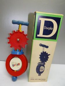 Vintage Working Doepke w 7 Wood Plastic Mary Mix Egg Beater Spinning Kids Toy