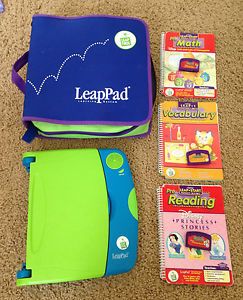 Leap Frog LeapPad Learning System w Books Cartridges