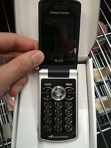 Sony Ericsson Walkman W518a Mineral Black Unlocked Cellular Phone