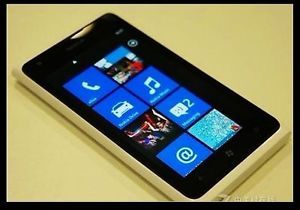 Nokia Lumia 900 16GB Unlocked 3G 4 3LCD WiFi Windows Phone 7 5 Mango OS Phone