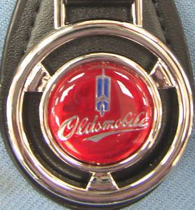 Vintage Red Oldsmobile Rocket Mini Steering Wheel Leather Keyring Key Fob